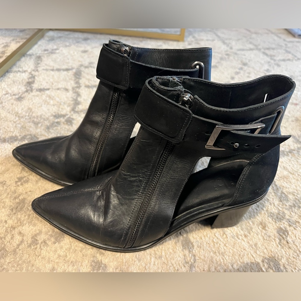 Tibi Shoes. Leather and suede heels (marant-ish)